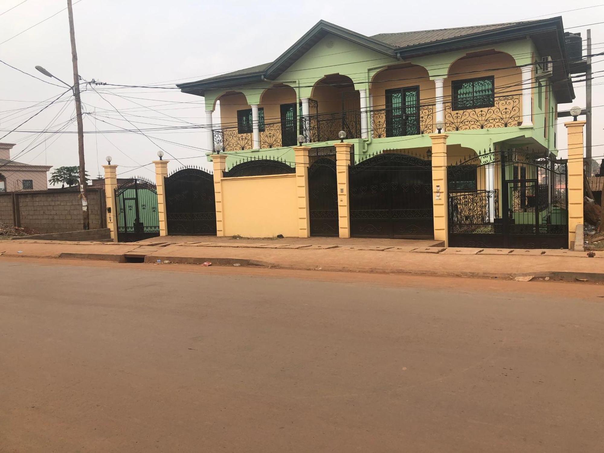 Appartement Moderne De 120M2, Dote De Cameras De Surveillance, Quartier Residentiel, Nkomo Maetur, Yaoundé 外观 照片