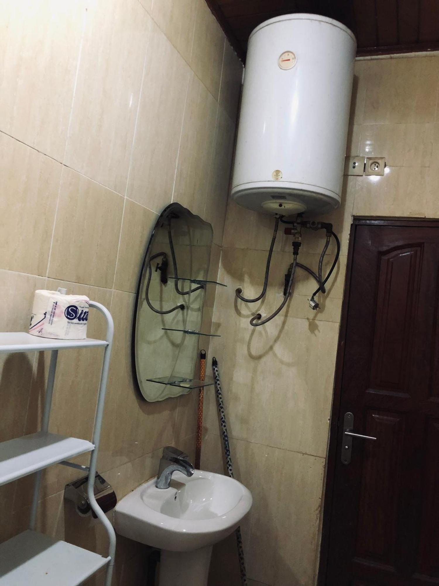 Appartement Moderne De 120M2, Dote De Cameras De Surveillance, Quartier Residentiel, Nkomo Maetur, Yaoundé 外观 照片